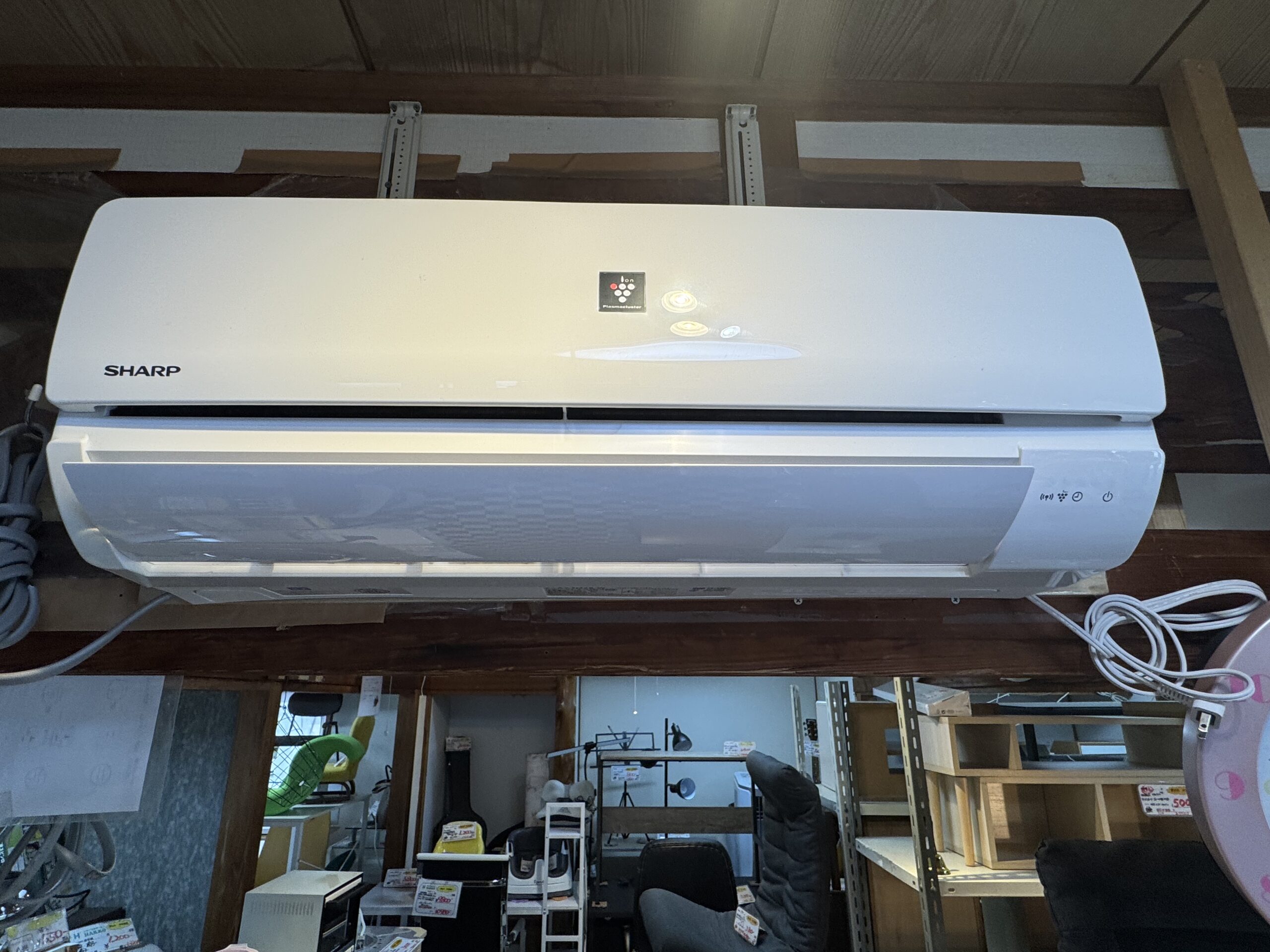 【鹿児島市 田上】標準工事費込みで安心！2021年製SHARPルームエアコン（6畳用）が入荷しました