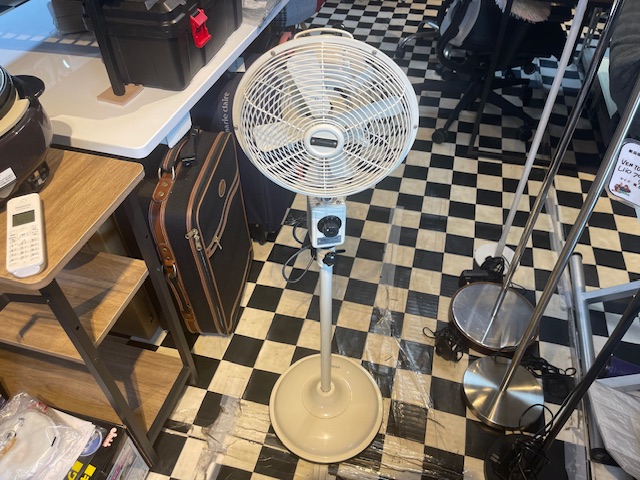MERCURYアメリカンヴィンテージ風スタンドファン全体像（リサイクルショップ八光・鹿児島市田上）