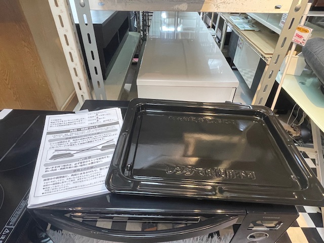 東芝 石窯オーブン ER-W60(W) 付属の角皿・綺麗な状態を保ったまま|中古品としては良好