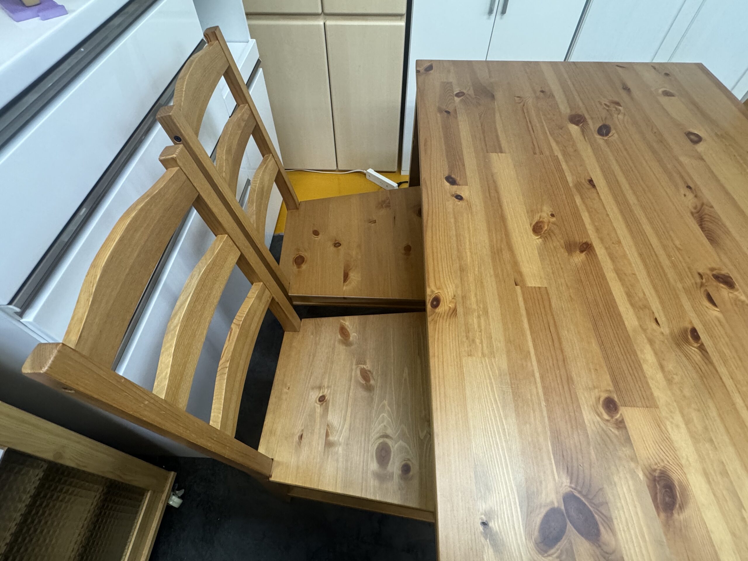 IKEA JOKKMOKK ダイニングチェア(パイン無垢材・中古)