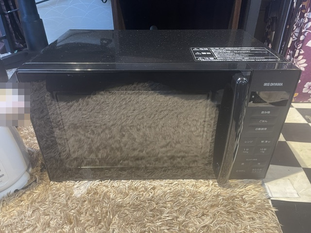 アイリスオーヤマ 電子レンジ PMG-T179-B 中古 正面・ブラック(リサイクルショップ八光・鹿児島市田上)