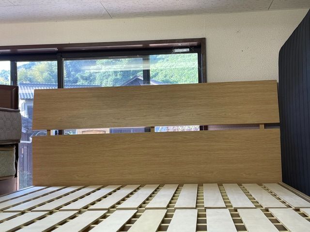 ニトリ すのこダブルベッドの横板ヘッドボード