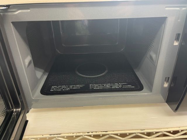 シャープ 電子レンジの回転皿のないフラット庫内