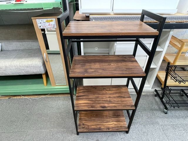 中古の木目調×ブラック 4段オープンラック 幅55cm（リサイクルショップ八光）